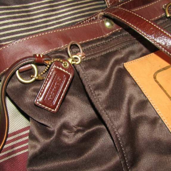 Coach overnight bag - Picture 3 of 6